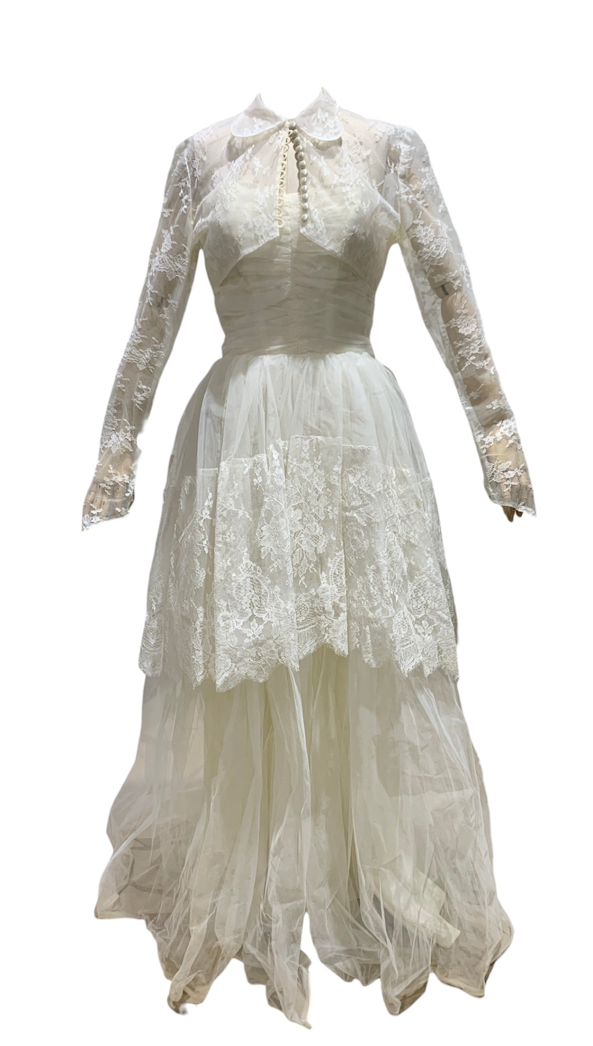 1940s-50s Chantilly Lace Teired Wedding Gown with Ruched Bodice & Matc –  Baskerville's Bespoke Costumes